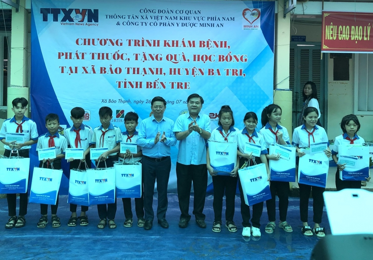 Nhiều hoạt động kỉ niệm ngày Thương binh liệt sĩ ở xã Bảo Thạnh