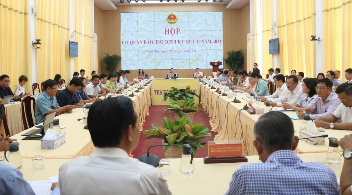 Báo chí góp phần quan trọng đến phát triển kinh tế - xã hội TP Cần Thơ