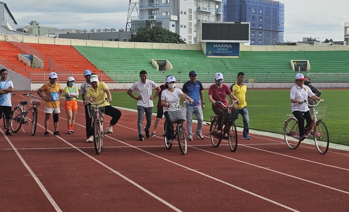 Đẩy mạnh các phong trào thi đua yêu nước