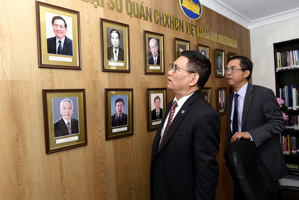 Bộ trưởng Hồ Đức Phớc thăm và làm việc với với Đại sứ quán Việt Nam tại Australia