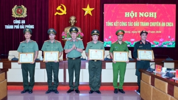 Tổng kết chuyên án phá đường dây đánh bạc 12.600 tỉ đồng