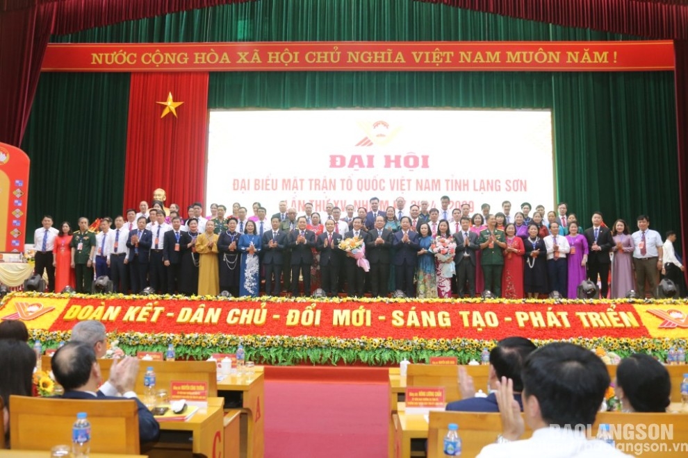 Đoàn kết, sáng tạo xây dựng cuộc sống ngày càng giàu đẹp, văn minh