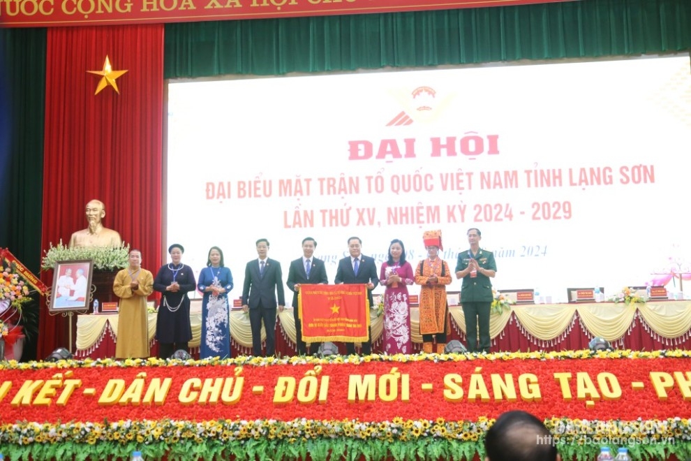 Đoàn kết, sáng tạo xây dựng cuộc sống ngày càng giàu đẹp, văn minh