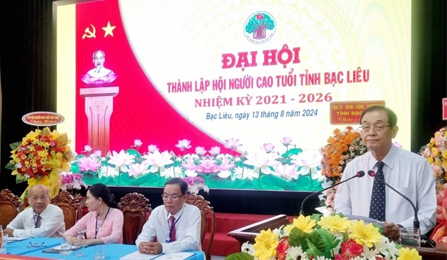 TS Huỳnh Thành Lập phát biểu tại Đại hội