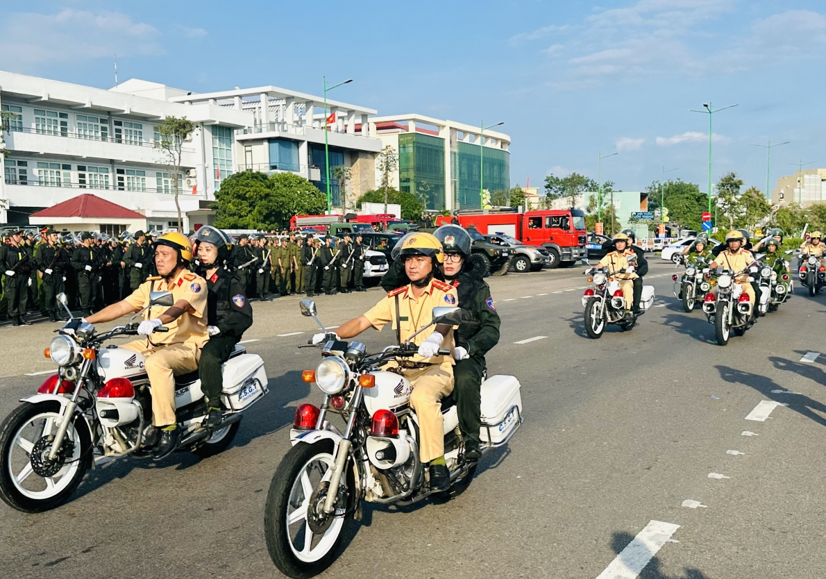 Bình Thuận: Ra quân cao điểm tấn công trấn áp tội phạm, bảo đảm an ninh trật tự xã hội
