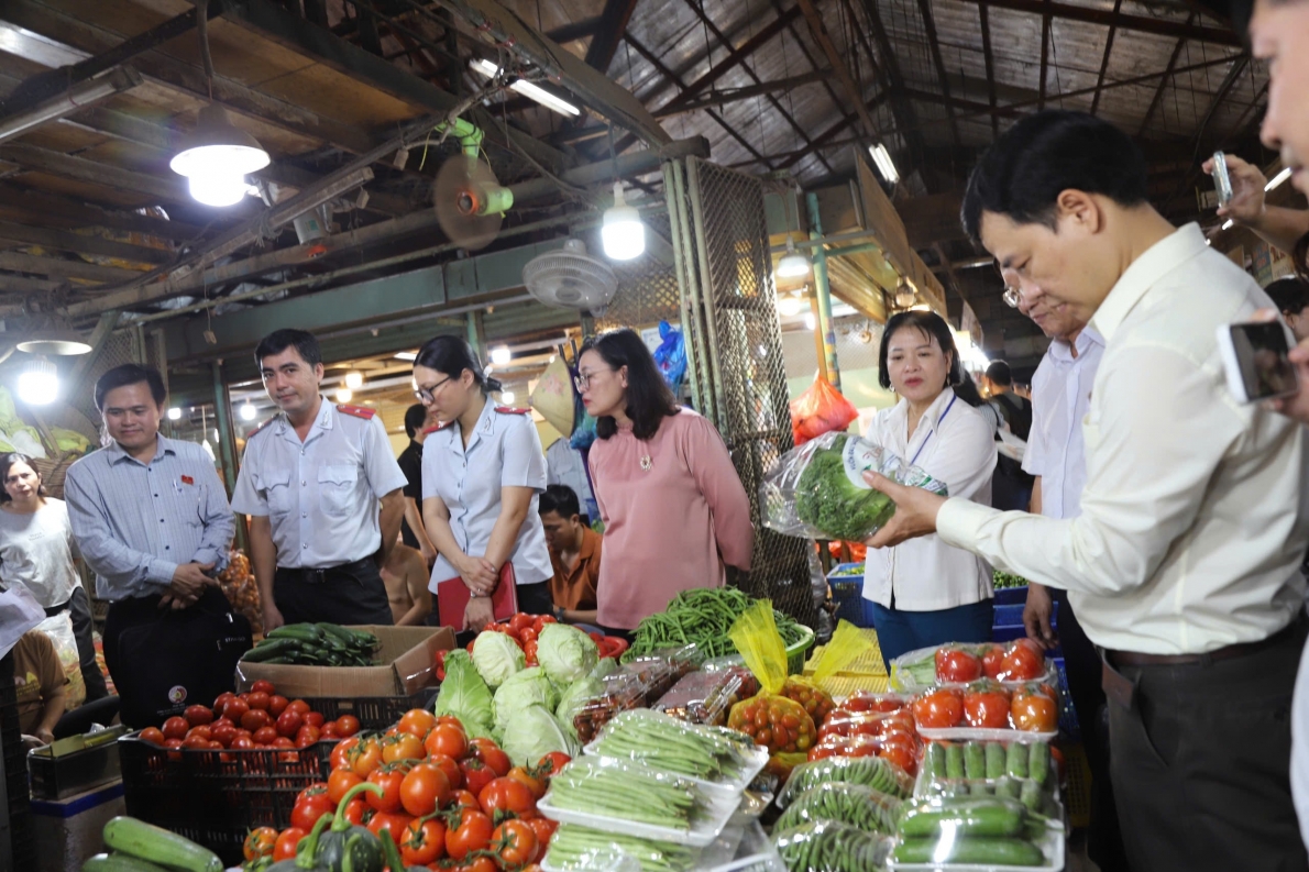 TP Hồ Chí Minh: Nhiều sai phạm tại chợ đầu mối nông sản Thủ Đức