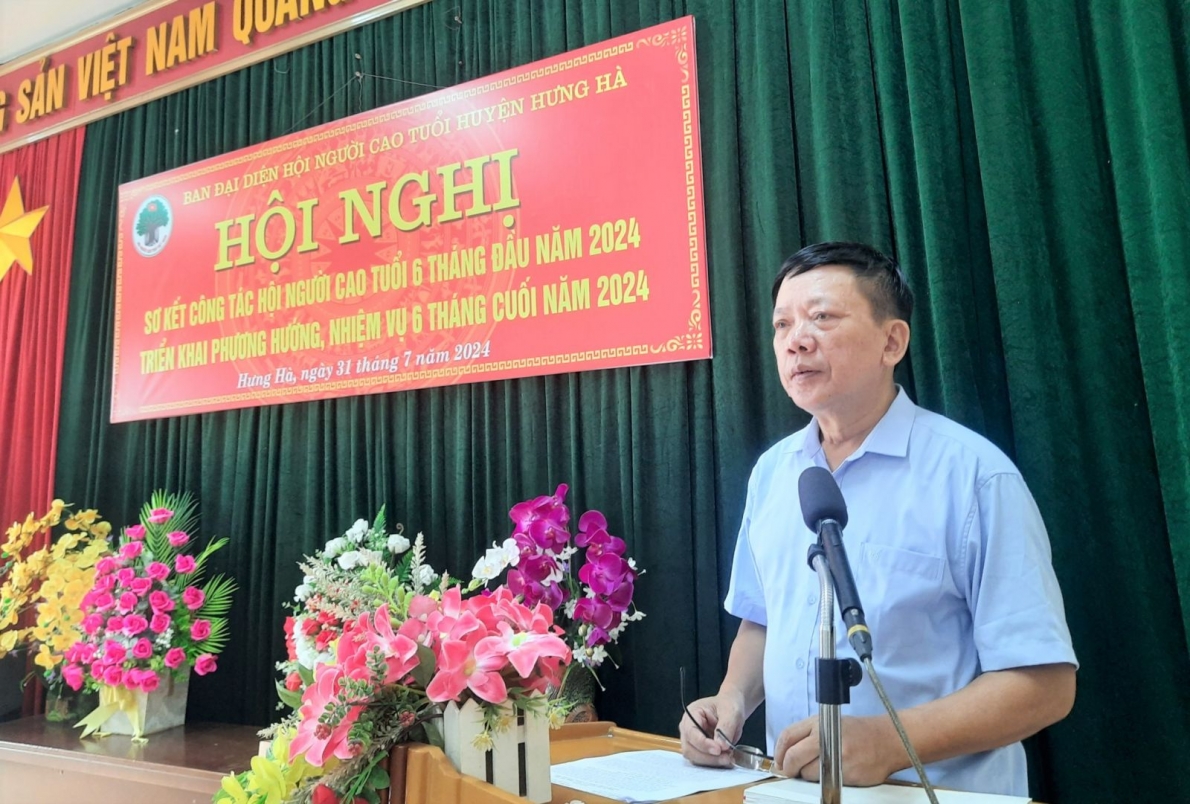 Từ đầu năm đến nay, trên 6.400 người cao tuổi được chúc mừng thọ