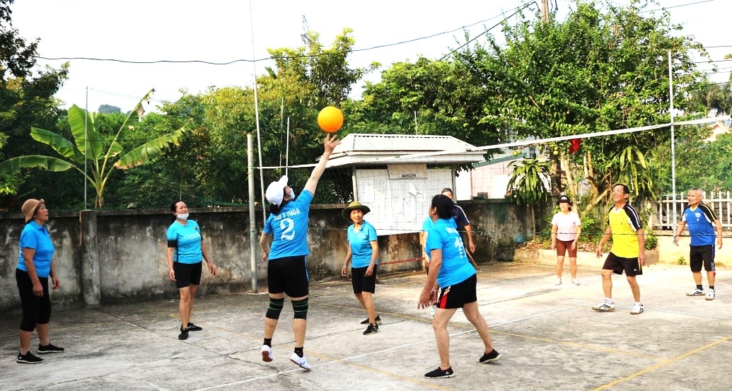 Bà cựu giáo chức đa tài…