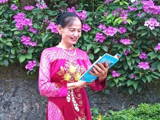 Bà cựu giáo chức đa tài…