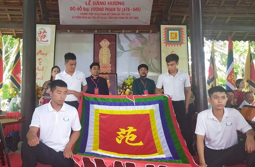 Tổ chức Lễ dâng hương Danh tướng Phạm Tu - Thượng Thủy Tổ họ Phạm Việt Nam