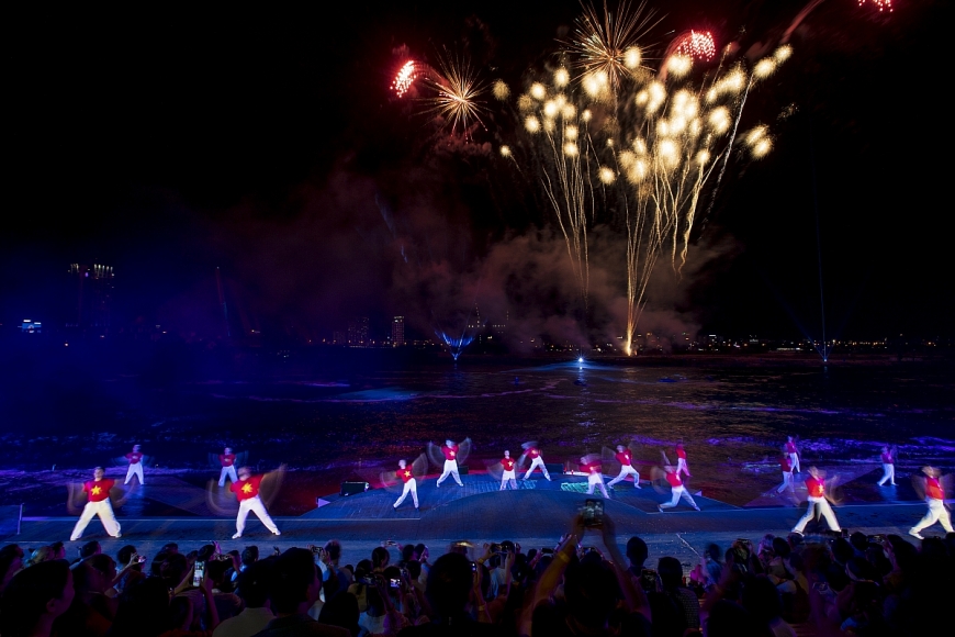 Đà Nẵng: Phố lồng đèn tại Da Nang Downtown hút khách dịp Quốc khánh