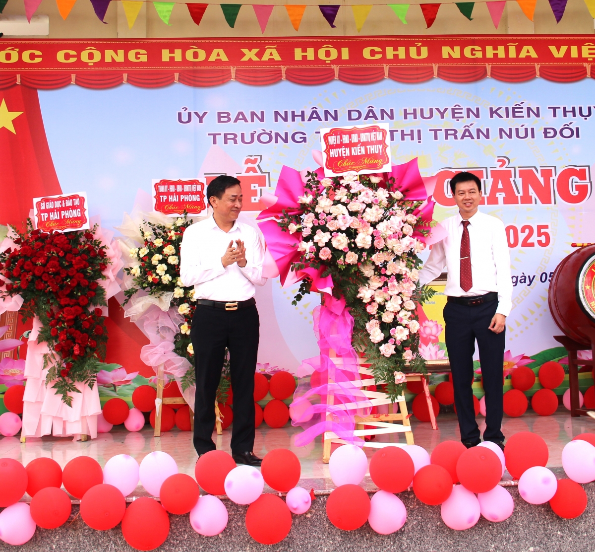 Trường THCS Thị trấn Núi Đối (Hải Phòng): Tưng bừng ngày hội khai trường, đón năm học mới