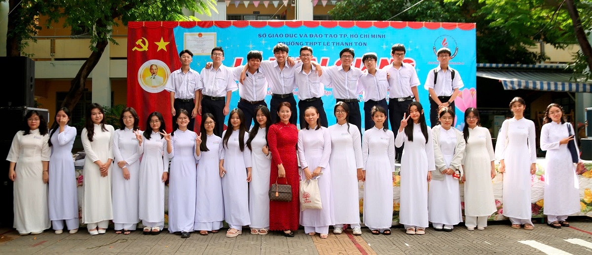 TP. Hồ Chí Minh: Trường THPT Lê Thánh Tôn khai giảng năm học mới 2024 – 2025