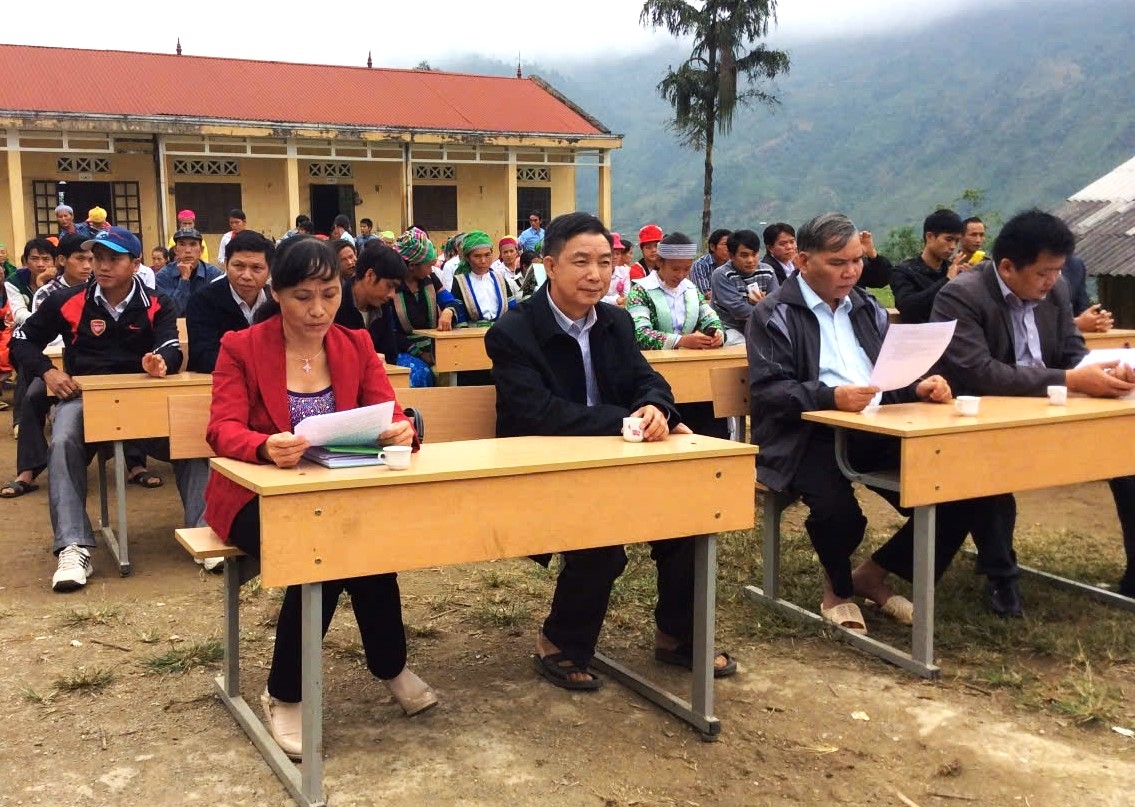 Cán bộ NCT vùng cao tích cực xây dựng gia đình văn hóa