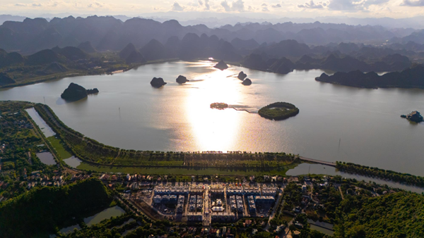 Flamingo Golden Hill Hà Nam với vị trí “tọa sơn, hướng thủy”