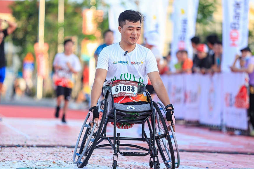 400 HDBank Runners toả sáng trên 