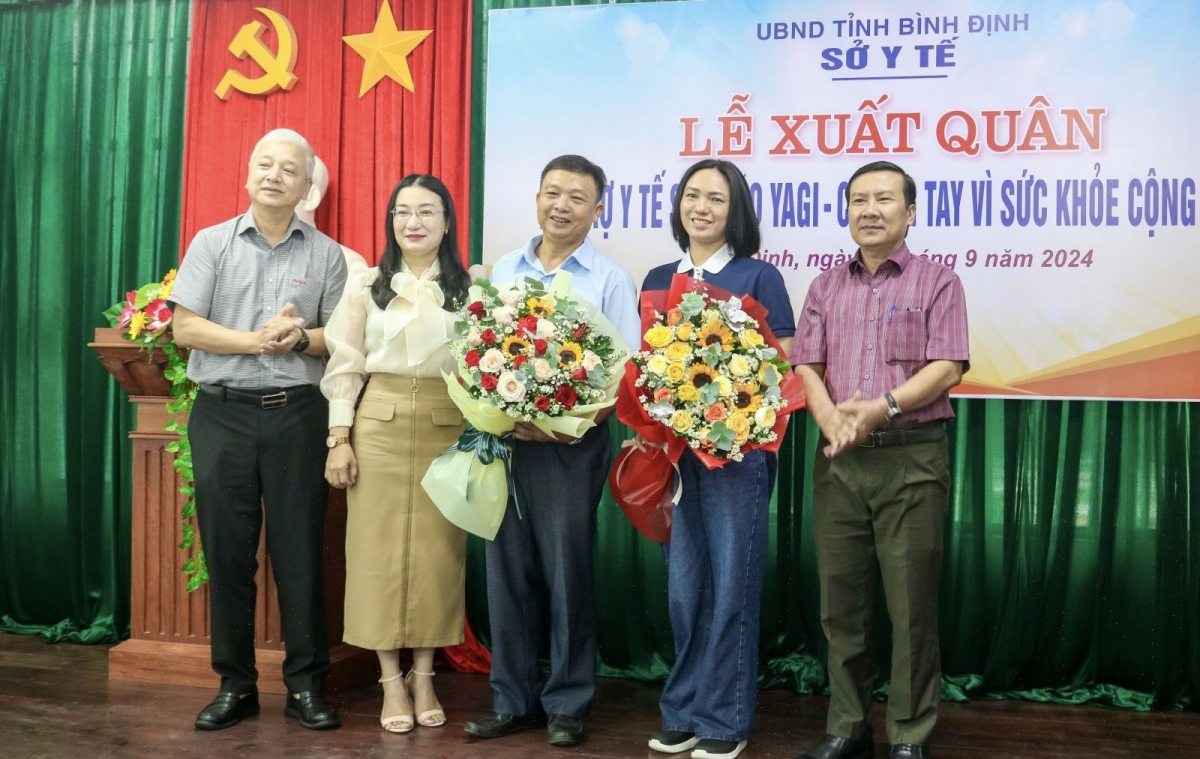 Đoàn công tác y tế tỉnh Bình Định lên đường hỗ trợ đồng bào miền Bắc