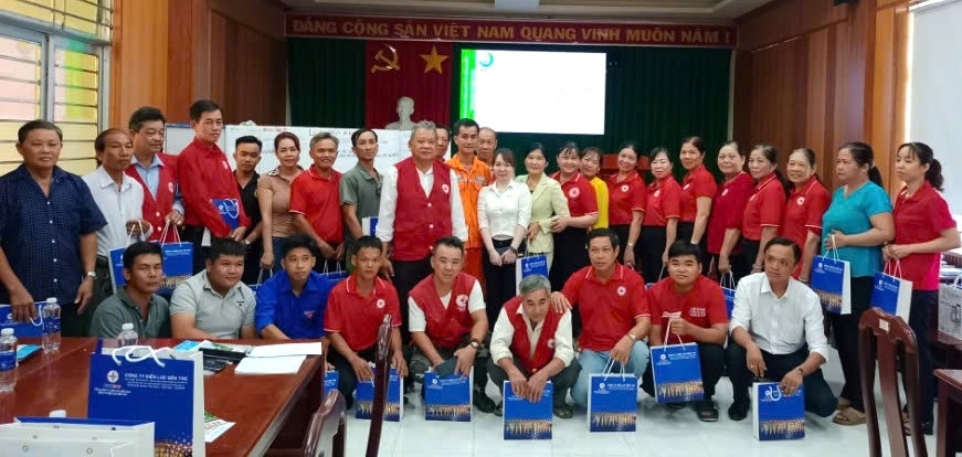 Đẩy mạnh tuyên truyền các biện pháp phòng ngừa tai nạn điện trong mùa mưa bão