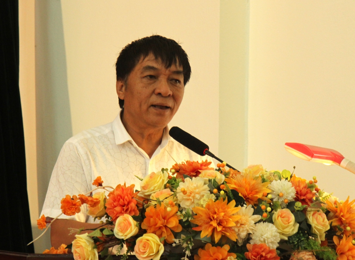 Ông Vũ Bá Rồng phát biểu