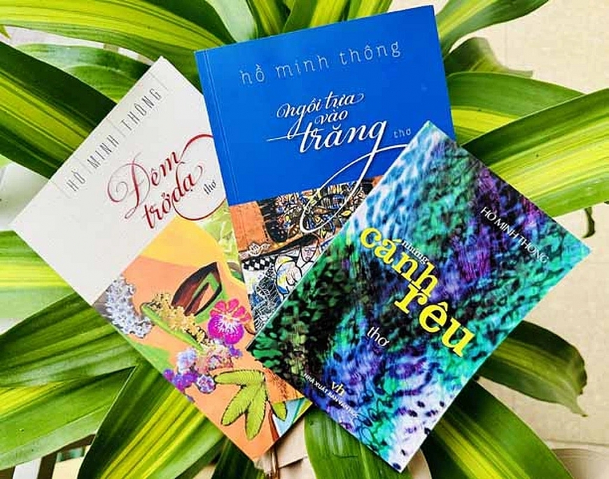 Một số tập thơ của Hồ Minh Thông.