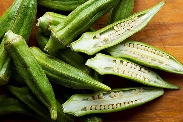 Công dụng và những điều cần lưu ý khi ăn đậu bắp