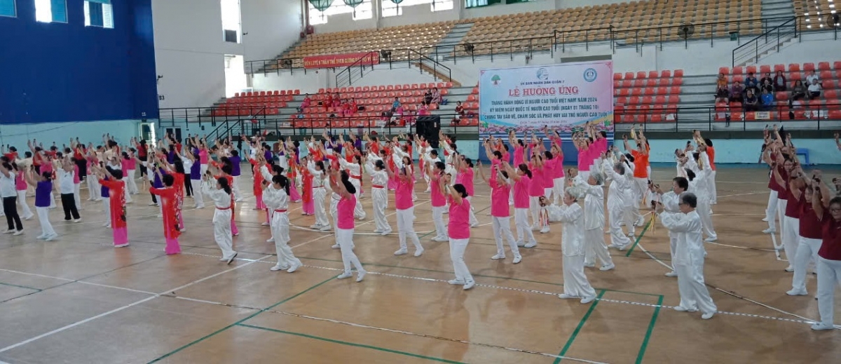 Chung tay bảo vệ, chăm sóc và phát huy vai trò người cao tuổi