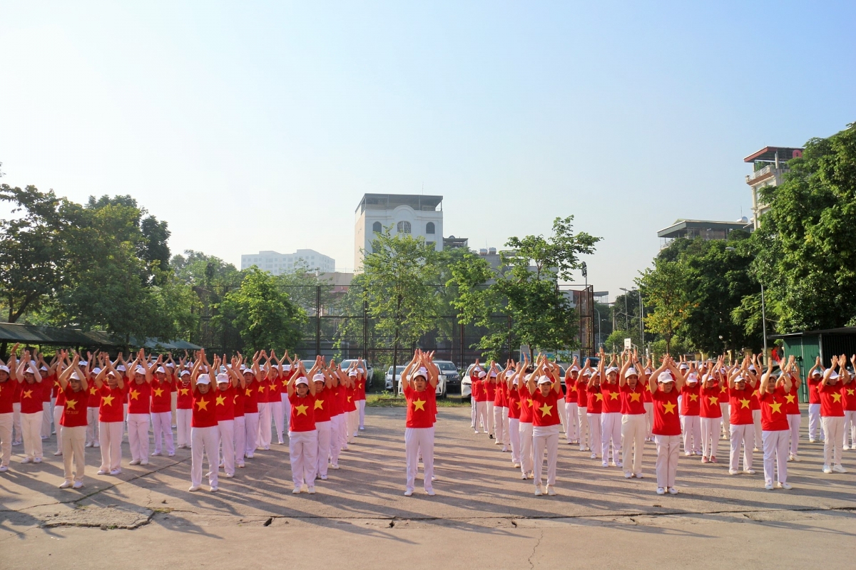 “Chung tay chăm sóc sức khỏe và hạnh phúc của người cao tuổi”