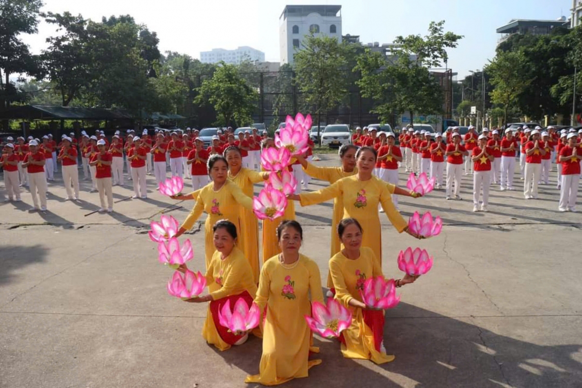 “Chung tay chăm sóc sức khỏe và hạnh phúc của người cao tuổi”