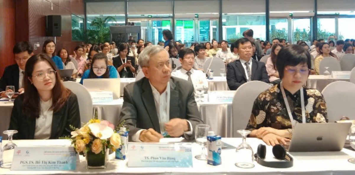 Chăm sóc người cao tuổi thích ứng già hóa dân số