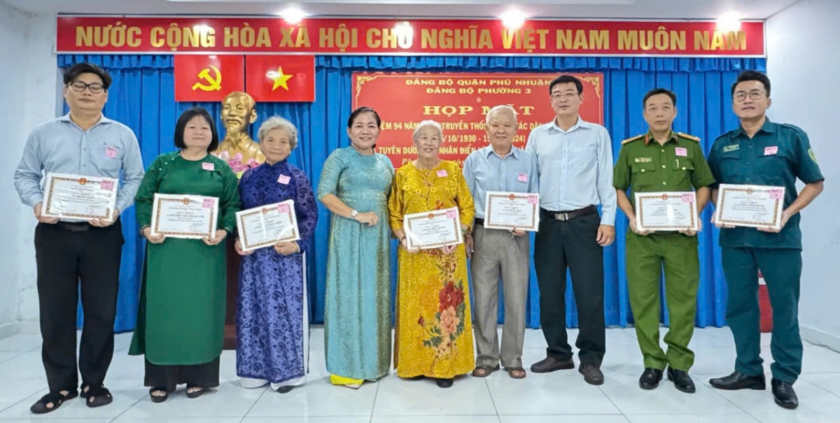 Tuyên dương, vinh danh các điển hình “Dân vận khéo” năm 2024