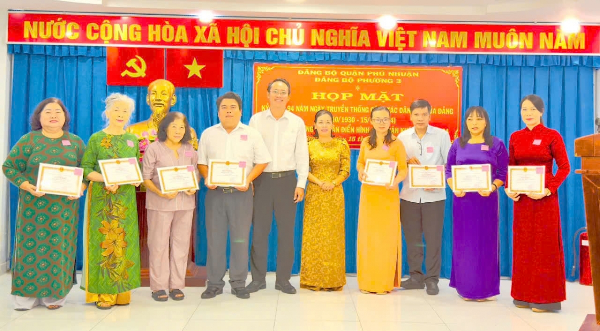 Tuyên dương, vinh danh các điển hình “Dân vận khéo” năm 2024