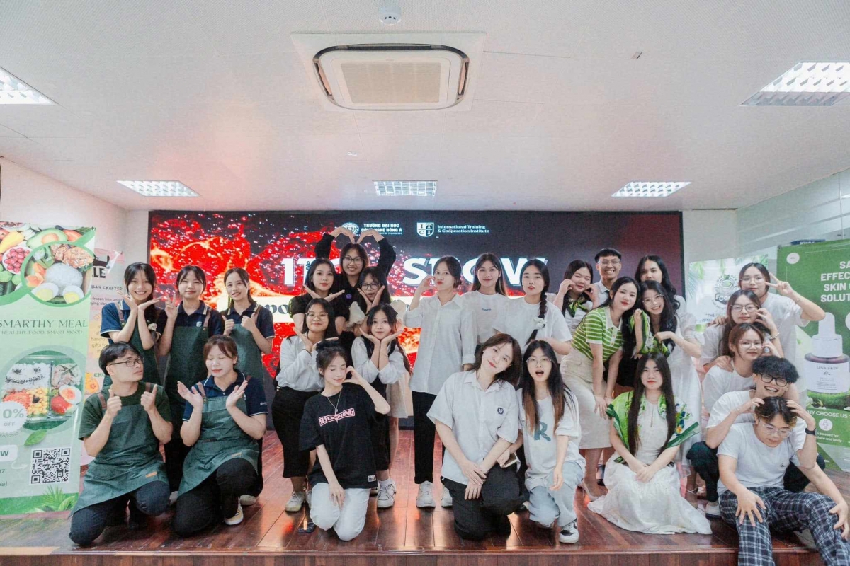 Sinh viên Đại học Công nghệ Đông Á nâng cao kỹ năng và học tập qua các hoạt động