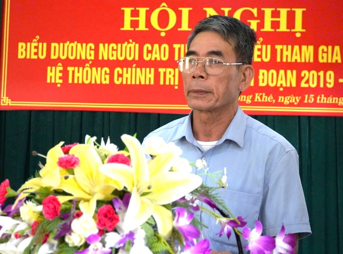 Ông Nguyễn Quốc Đạt, Chủ tịch Hội NCT huyện khai mạc Hội nghị