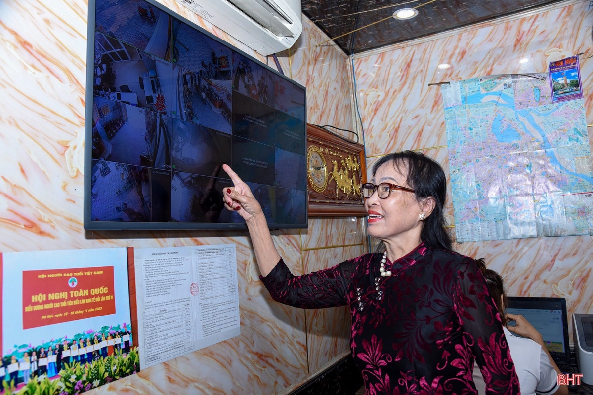 Hoạt động của Công ty Châu Tịnh được thực hiện qua phần mềm quản lí