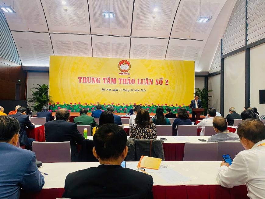 NCT phát huy hào khí Diên Hồng, sức mạnh đại đoàn kết toàn dân tộc, góp phần xây dựng đất nước ngày càng phồn vinh, hạnh phúc NCT phát huy hào khí Diên Hồng, sức mạnh đại đoàn kết toàn dân tộc, góp phần xây dựng đất nước ngày càng phồn vinh, hạnh phúc