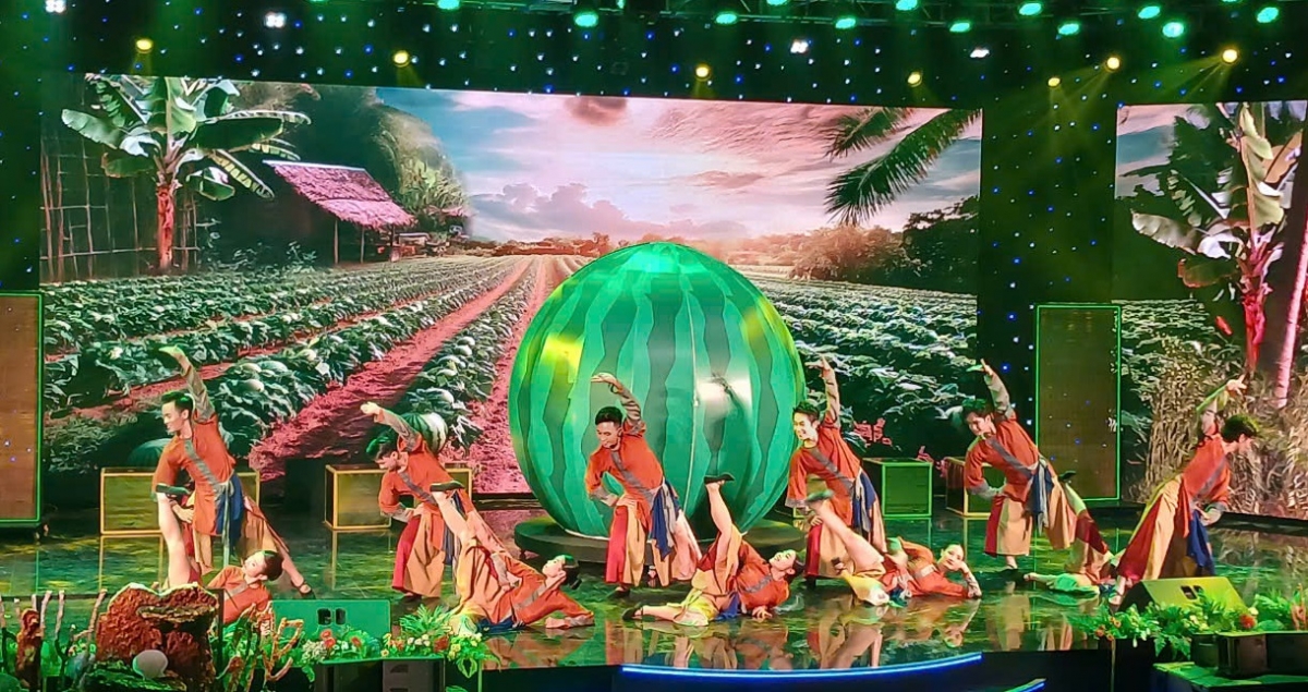 Đặc sắc chương trình nghệ thuật “Sắc màu di sản Thành phố tôi yêu”