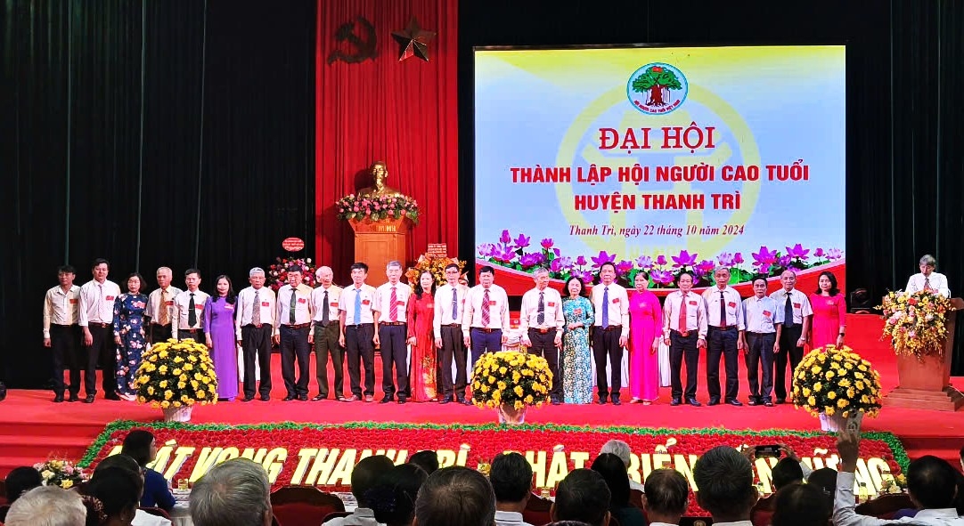 1 Ban Chấp hành Hội NCT huyện Thanh Trì ra mắt Đại hội