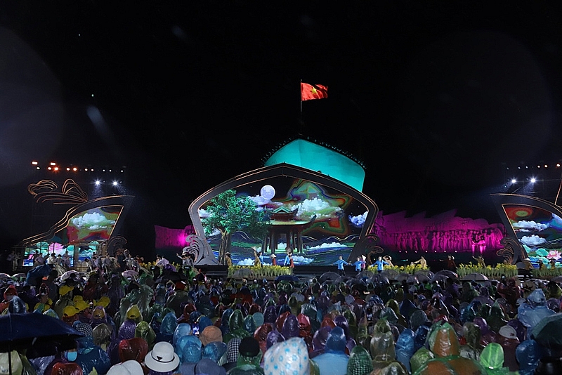 Kỷ niệm 70 năm đón tiếp đồng bào, chiến sĩ miền Nam tập kết ra Bắc