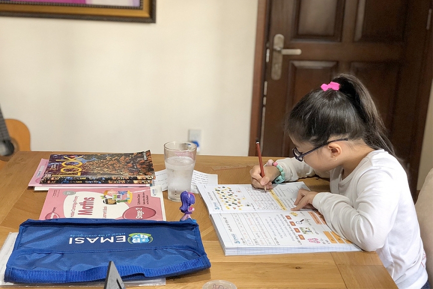 Để trẻ tự giác học tập tại nhà