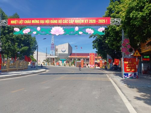 Tích cực tham gia xây dựng hệ thống chính trị cơ sở và phát triển kinh tế-xã hội ở địa phương