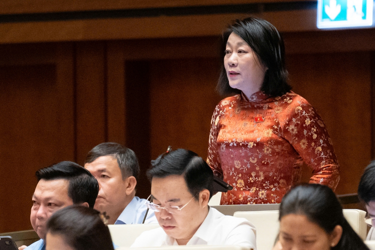 Đẩy mạnh phân cấp, trao quyền chủ động, linh hoạt  trong quản lí đầu tư công