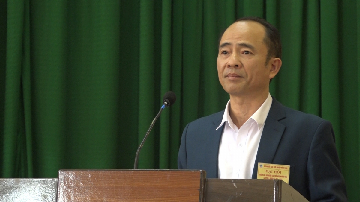 Ông Nguyễn Văn Chinh, Phó Chủ tịch UBND huyện Đồng Văn phát biểu chỉ đạo Đại hội