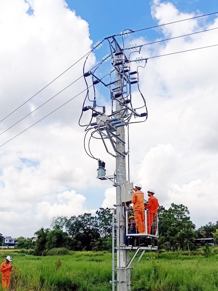 Ngành điện cần tăng cường đầu tư hạ tầng điện bán lẻ