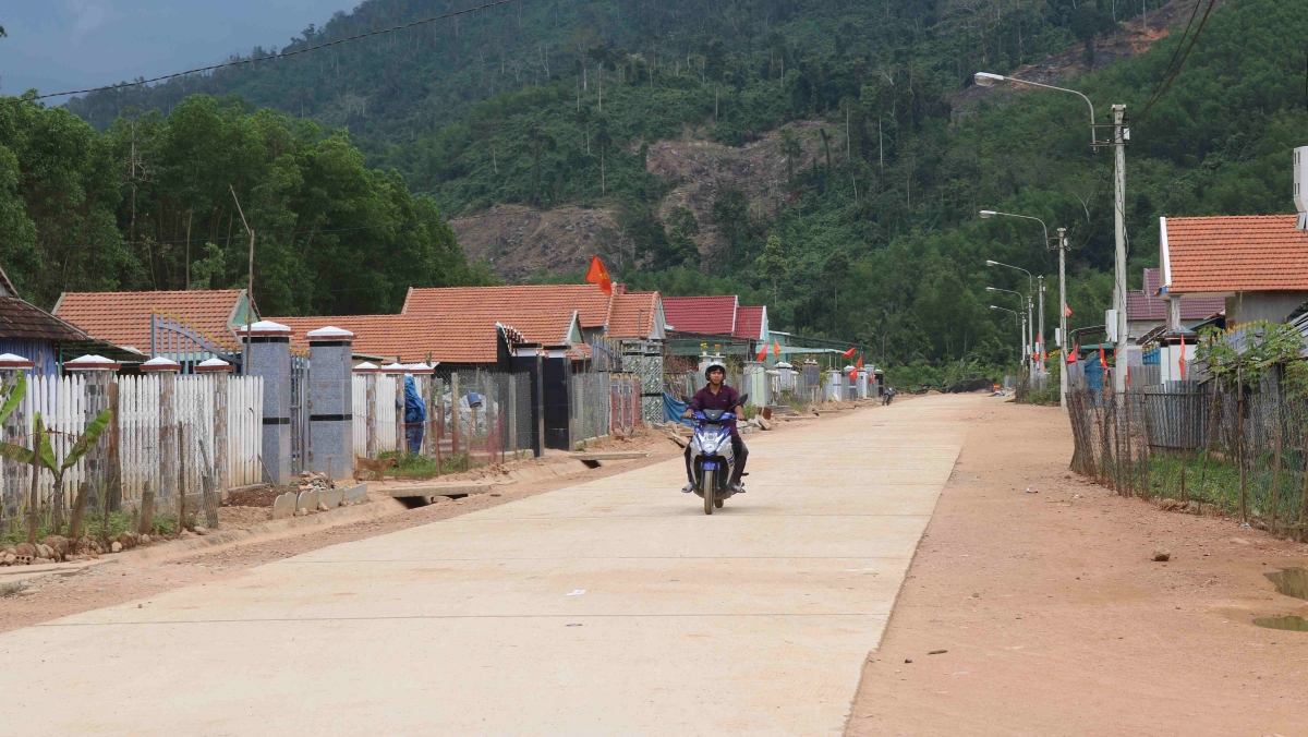 Cuộc sống mới trên vùng đồng bào dân tộc thiểu số và miền núi ở Bình Định