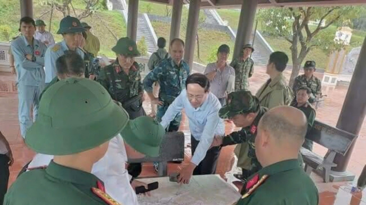 Tỉnh Bình Định: Thăm hỏi sức khỏe hai phi công thoát nạn trong vụ rơi máy bay