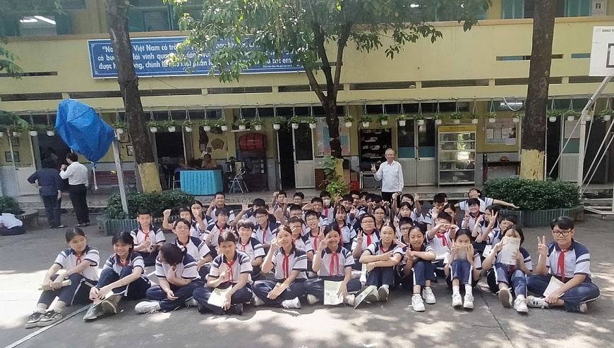 Dạy tốt, học tốt để xứng danh với người anh hùng mà trường mang tên