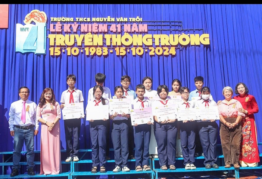 Ngôi trường đầu tiên được Chủ tịch nước 3 lần tặng Huân chương Lao động