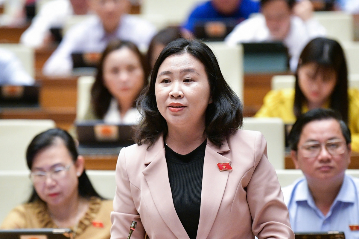 Cần sớm cấm thuốc lá điện tử, thuốc lá nung nóng vì có chất kích thích, “ma tuý trá hình”