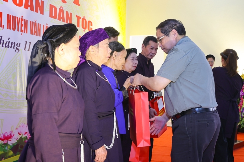 Thủ tướng Chính phủ Phạm Minh Chính: Phát huy đoàn kết tạo dựng cuộc sống ấm no, hạnh phúc cho nhân dân