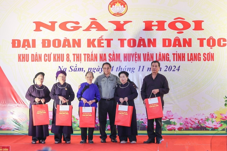 Thủ tướng Chính phủ Phạm Minh Chính: Phát huy đoàn kết tạo dựng cuộc sống ấm no, hạnh phúc cho nhân dân